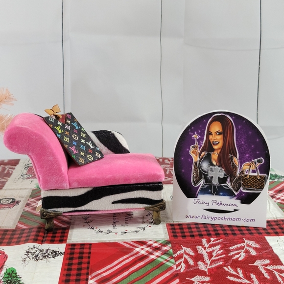 Louis Vuitton Murakami Noir Monogram Mirror and Case Authentic - Picture 7 of 14